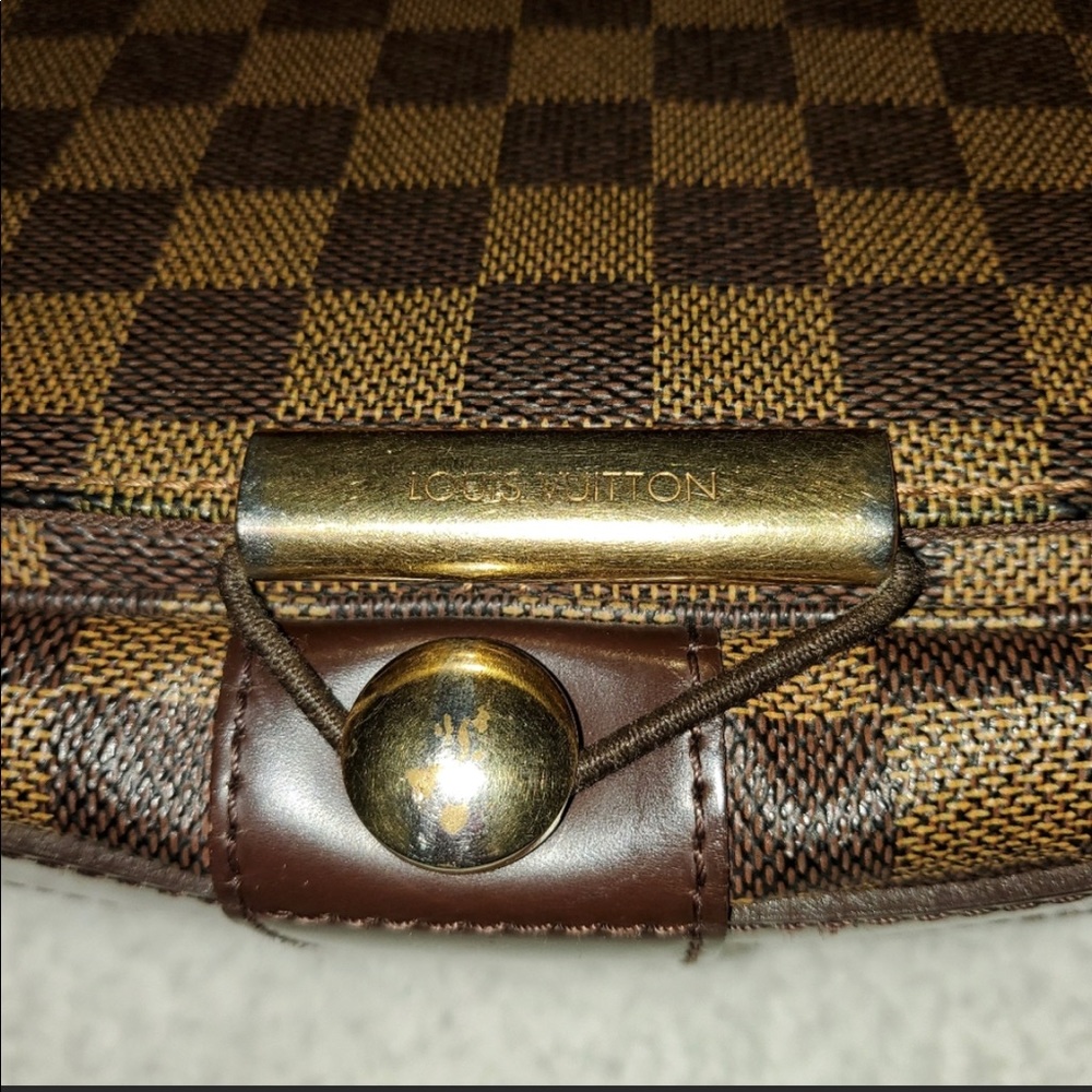 Louis Vuitton Damier Bastille